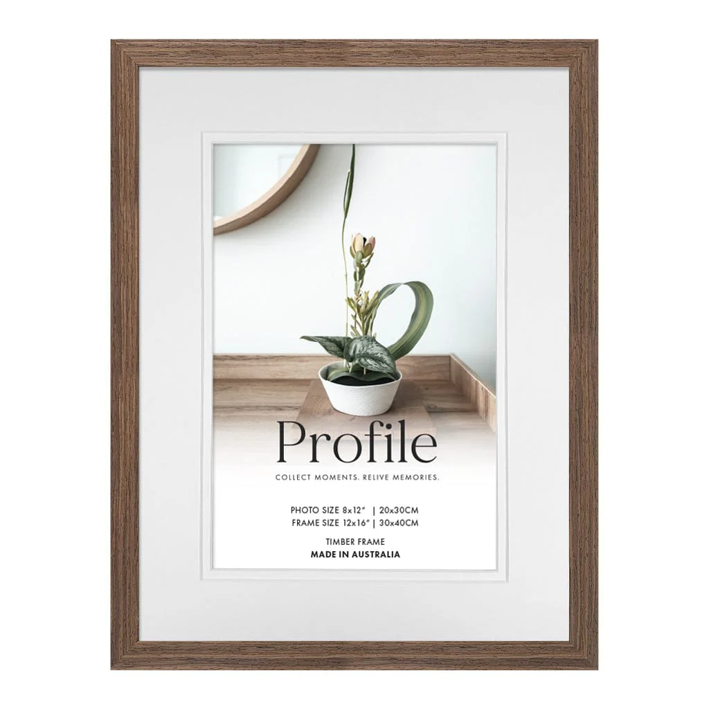 Elegant Deluxe Chestnut Brown Timber Photo Frame - Image 12